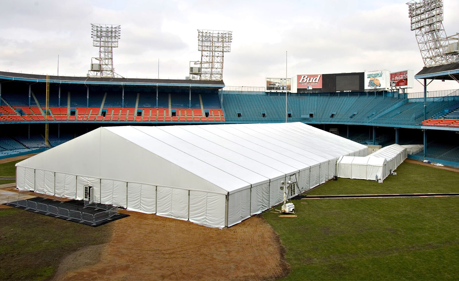 Outdoor Marquees Sports Tent - Having A Healthy Body Is Inseparable ...